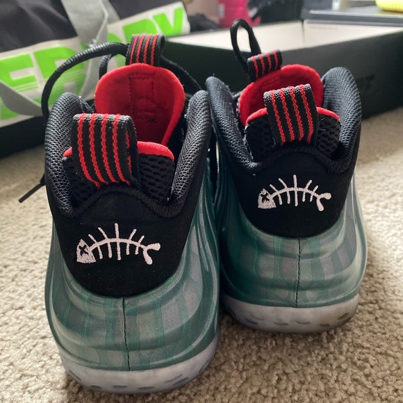 Gone fishing foamposite one - Picture 2 of 6